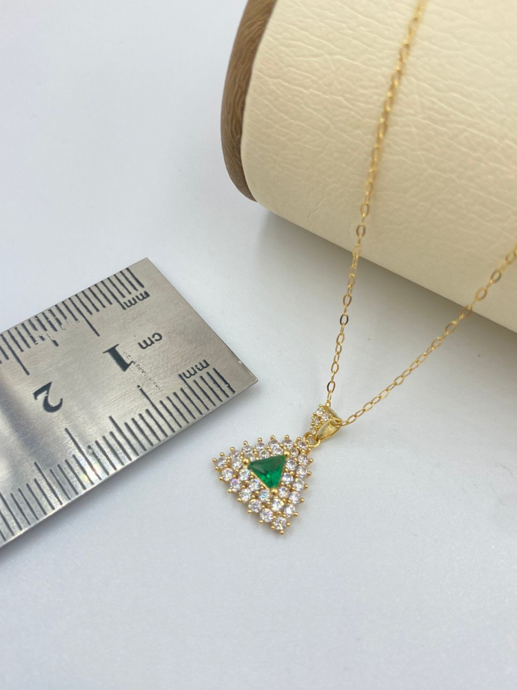 18 karat necklace