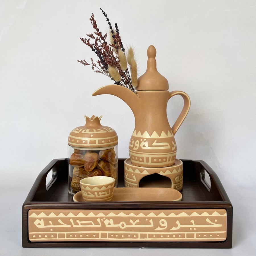طقم الدلة