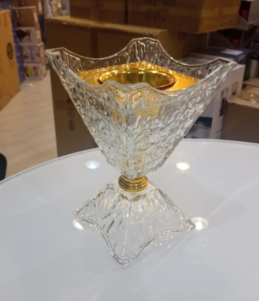 مبخره بشكل مختلف بلون  فضي