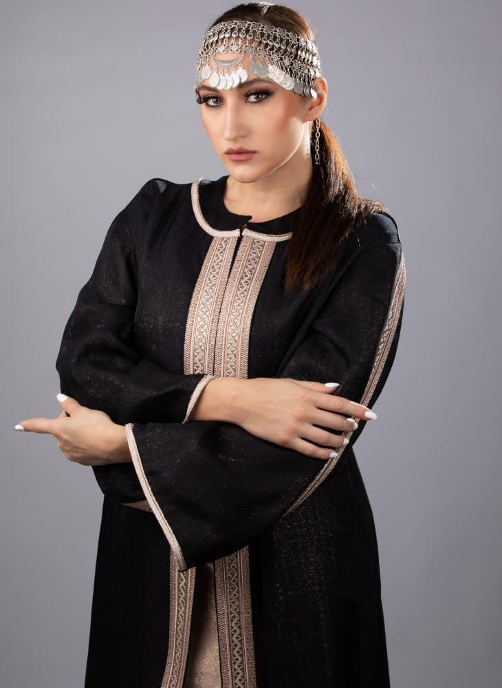 عباية نسائية أنيقة من العربية الخاصة