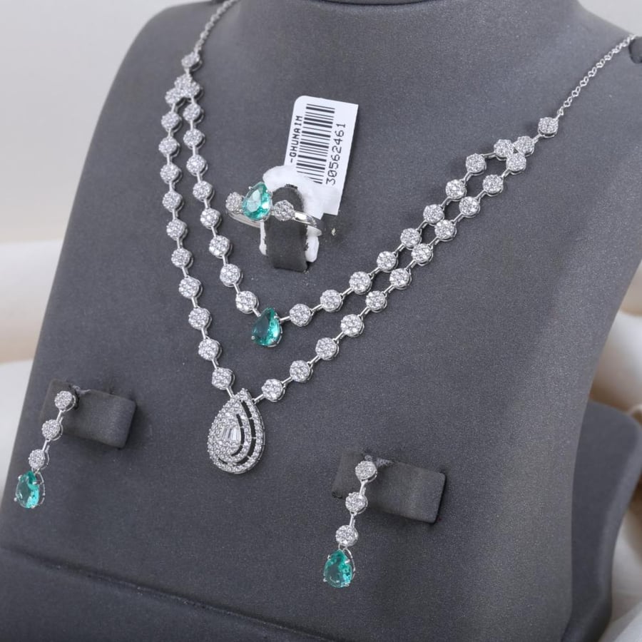 طقم عيار 18
