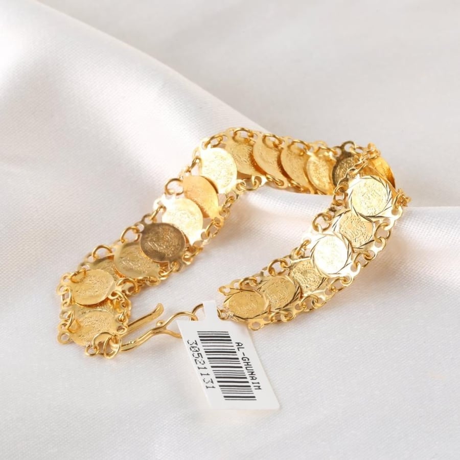 A 21-karat bracelet