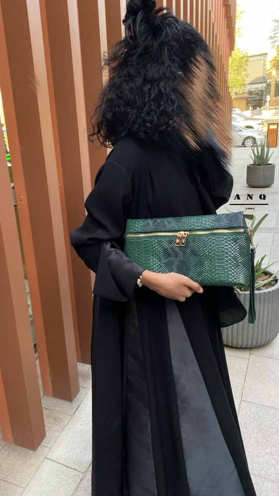 Pouch cross bag