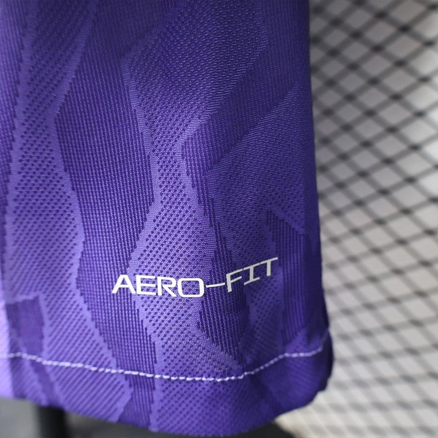 تيشيرت ليفربول الاساسي 26/27