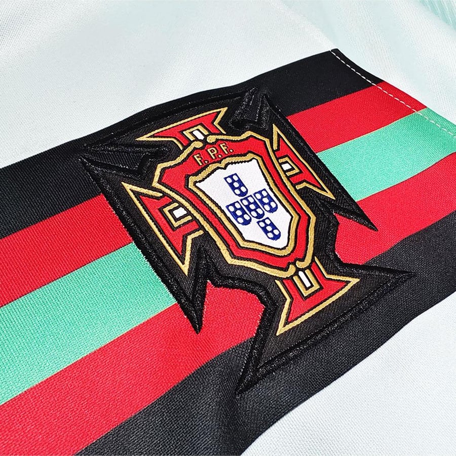تيشيرت كلاسيك منتخب البرتغال 2020