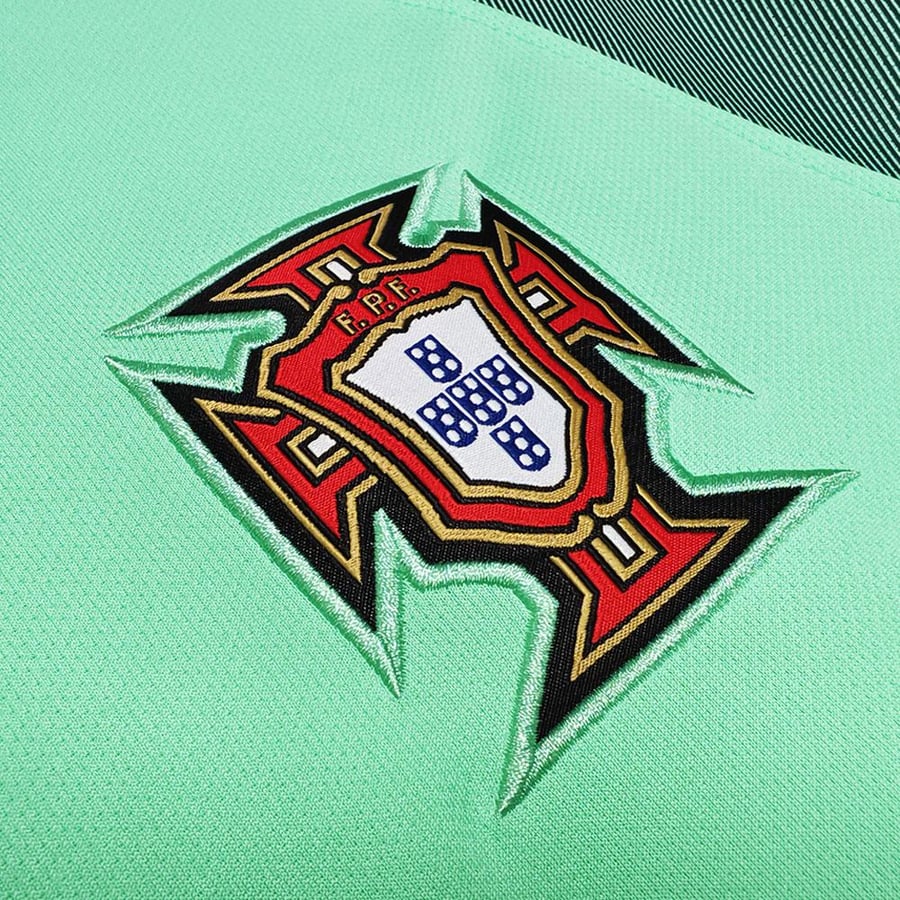تيشيرت كلاسيك منتخب البرتغال 2016