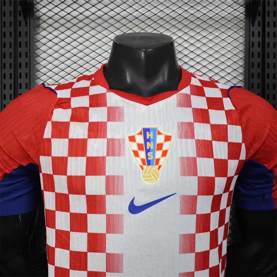 تيشيرت منتخب كرواتيا الاساسي 2026