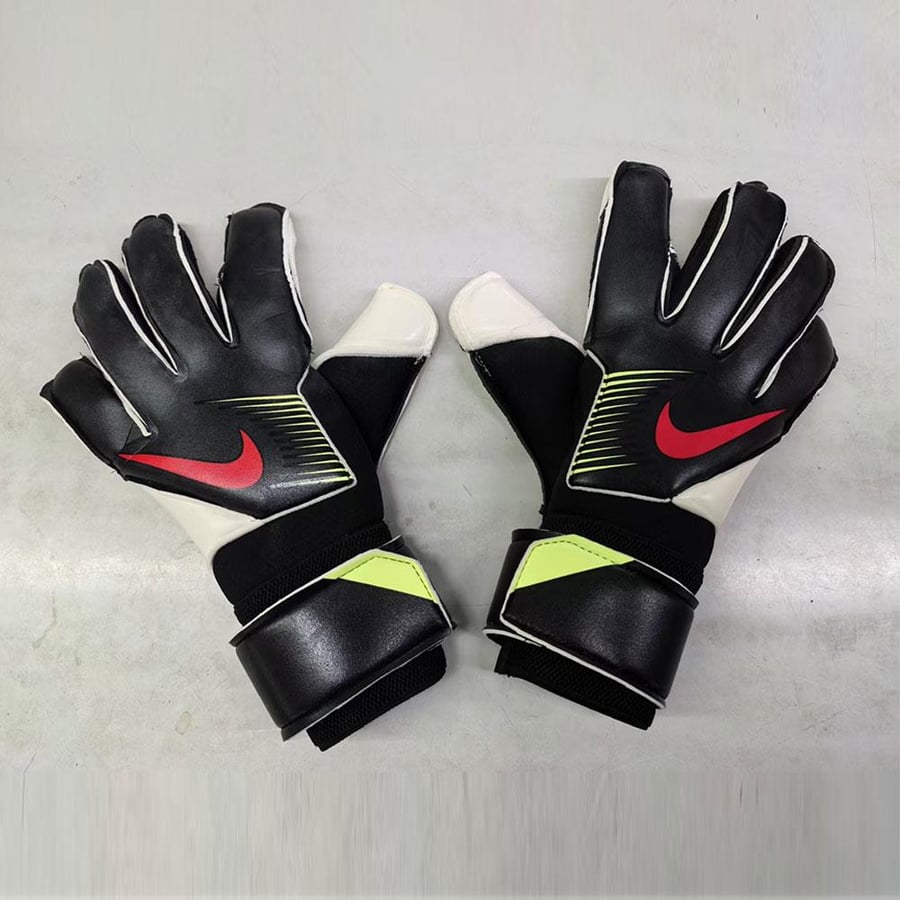 قفازات Nike