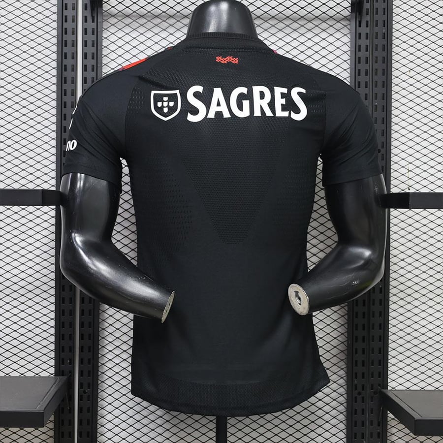تيشيرت ليفربول الاساسي 26/27