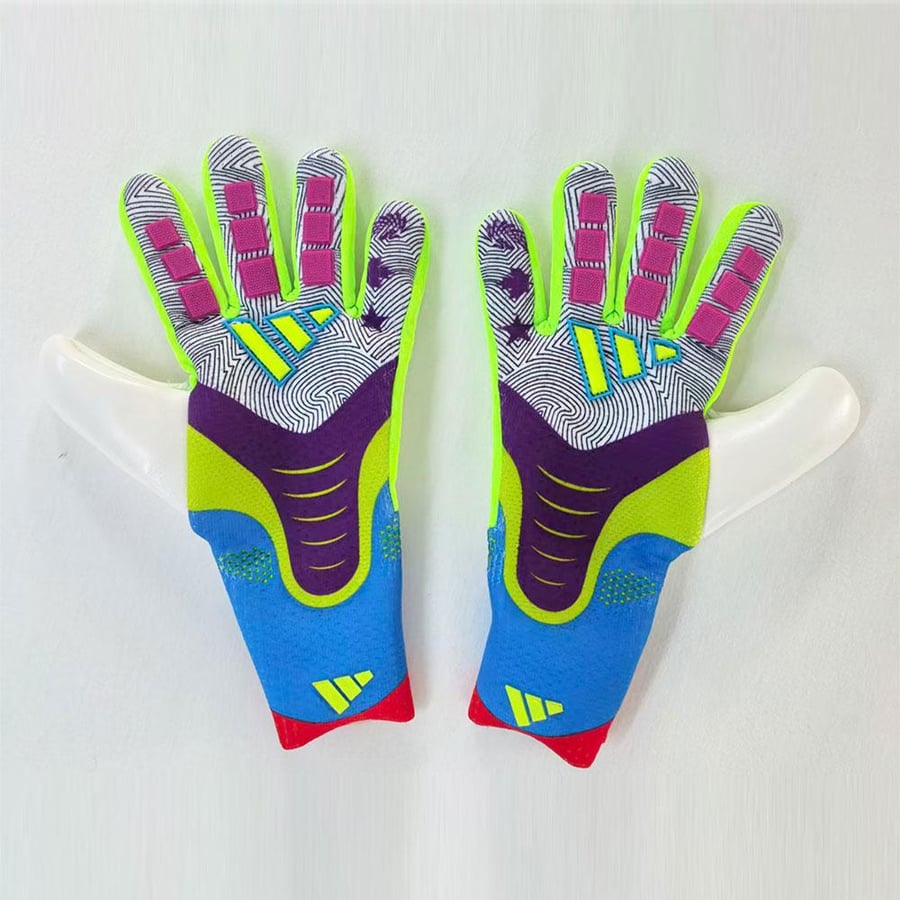 قفازات Adidas x Predator