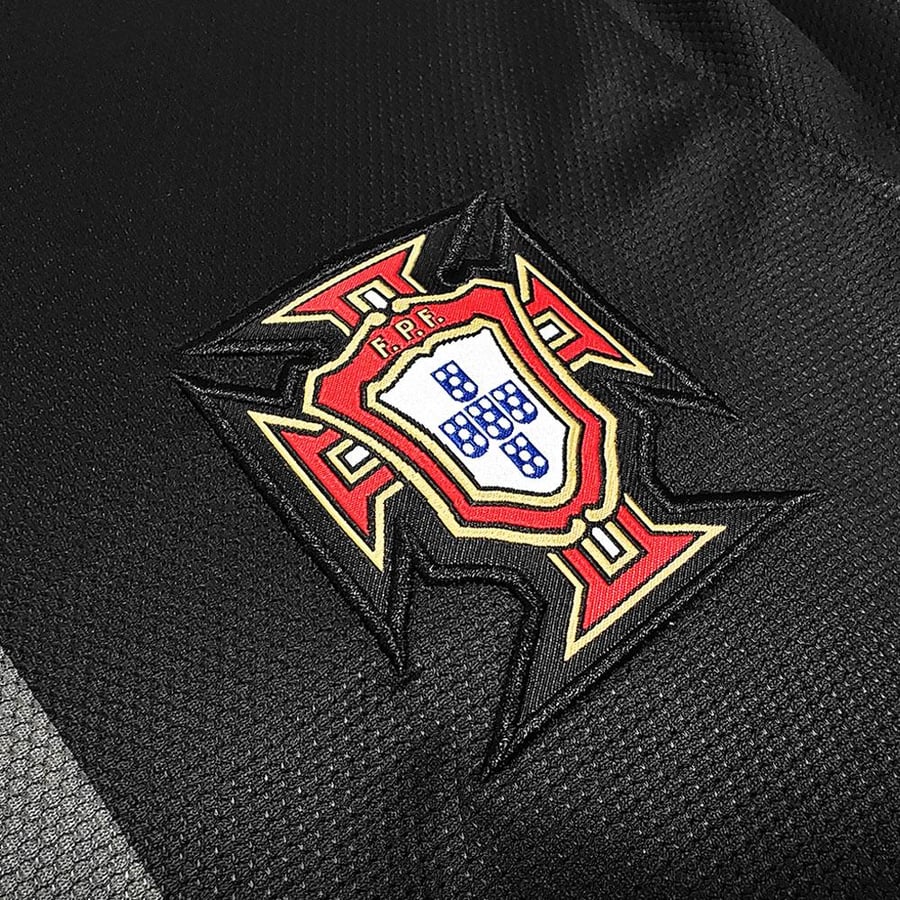تيشيرت كلاسيك منتخب البرتغال 2012