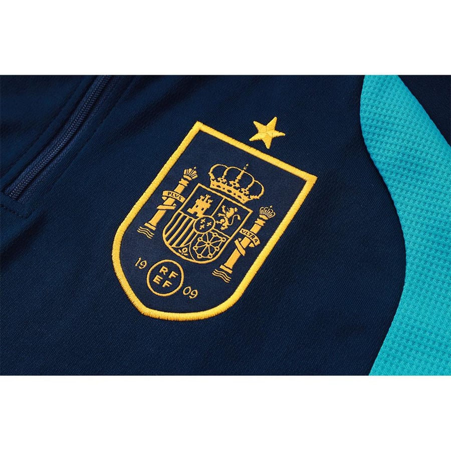 بولو و شورت منتخب اسبانيا 2026