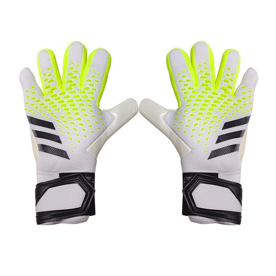 قفازات Adidas x Predator
