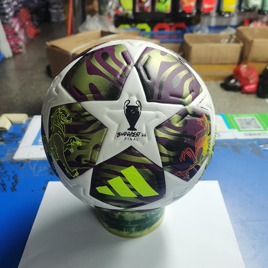 كرة أديداس نهائي دوري أبطال أوروبا بودابست 2026 - Adidas UEFA Champions League Budapest 2026 Final Ball — خاصة بـ نهائي دوري أبطال أوروبا 2026.