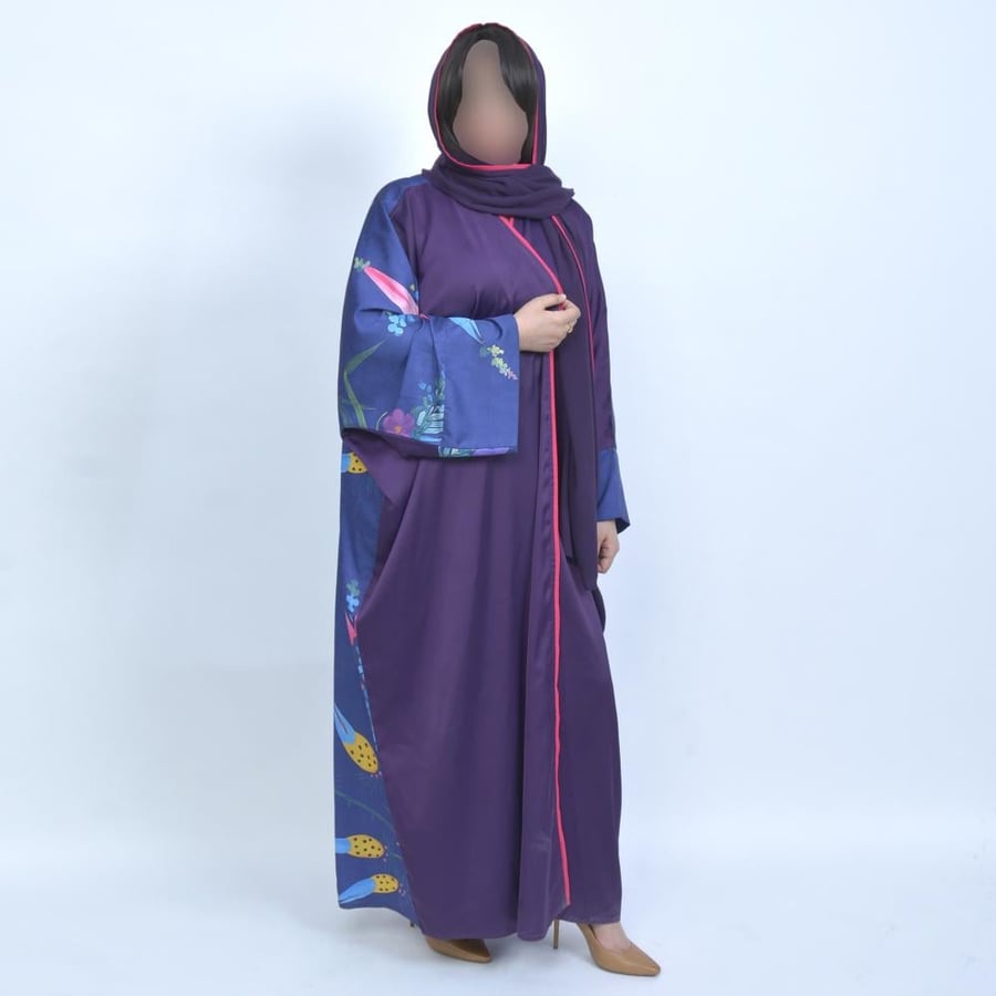 عبايات صيفية ملونة