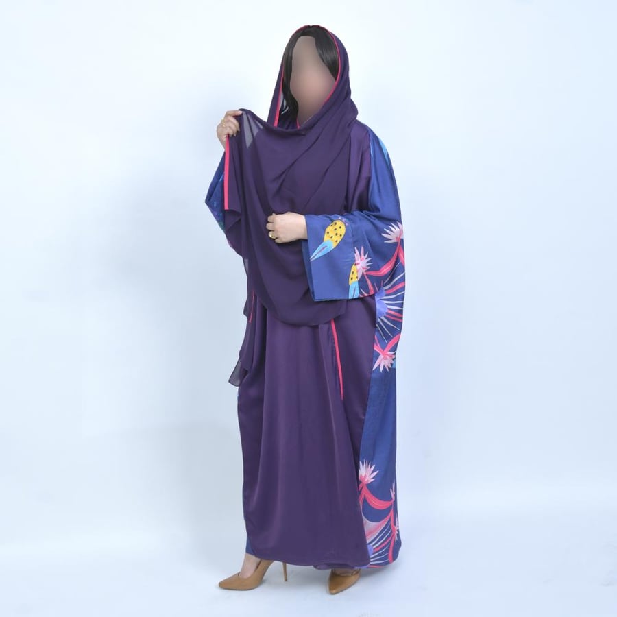 عبايات نص بشت