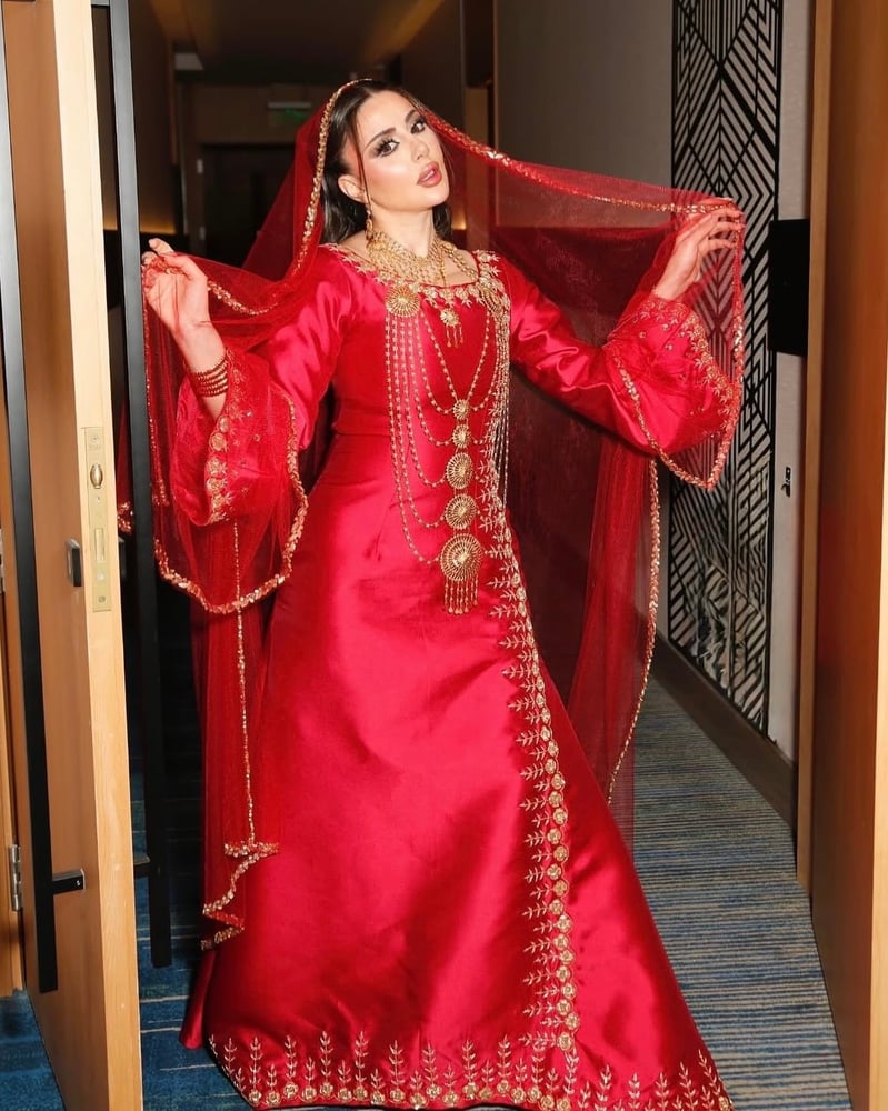 فستان سهرة