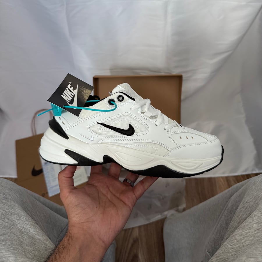نايك M2K ابيض
