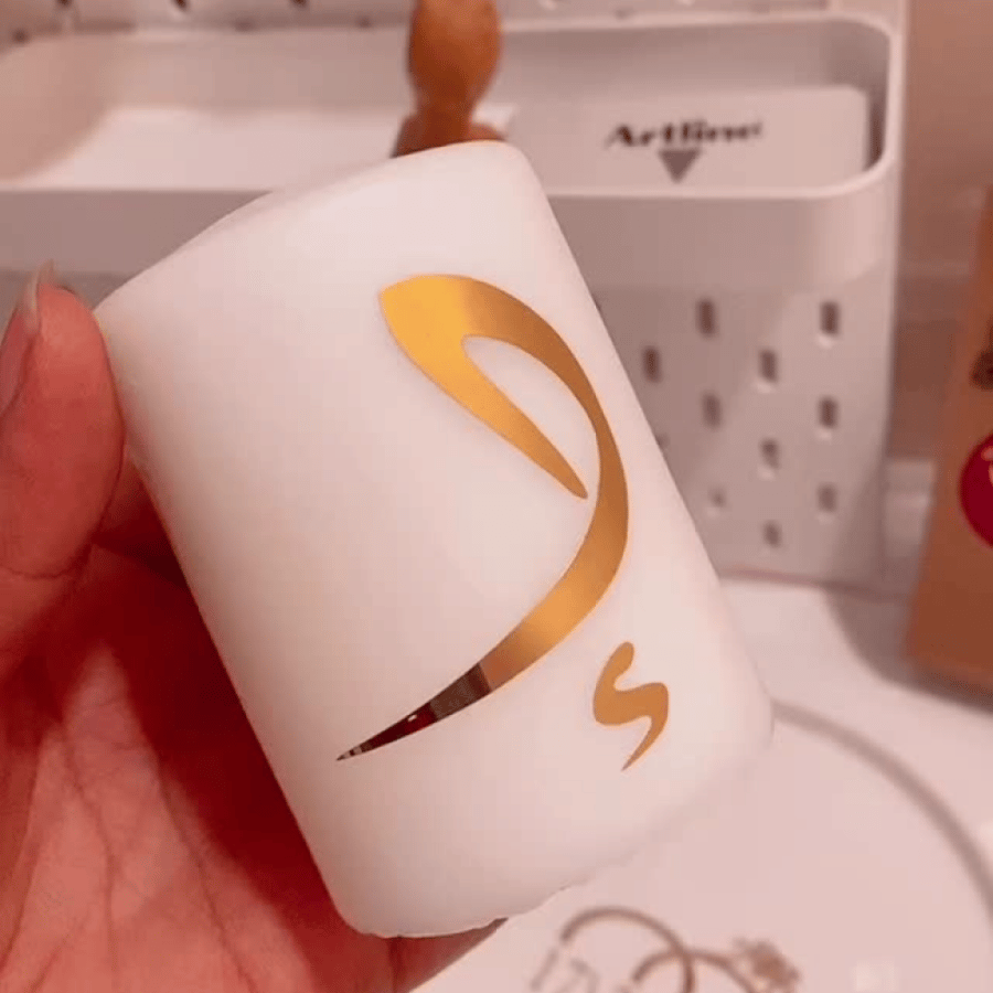 شموع غير معطه جاهزه للكتابه