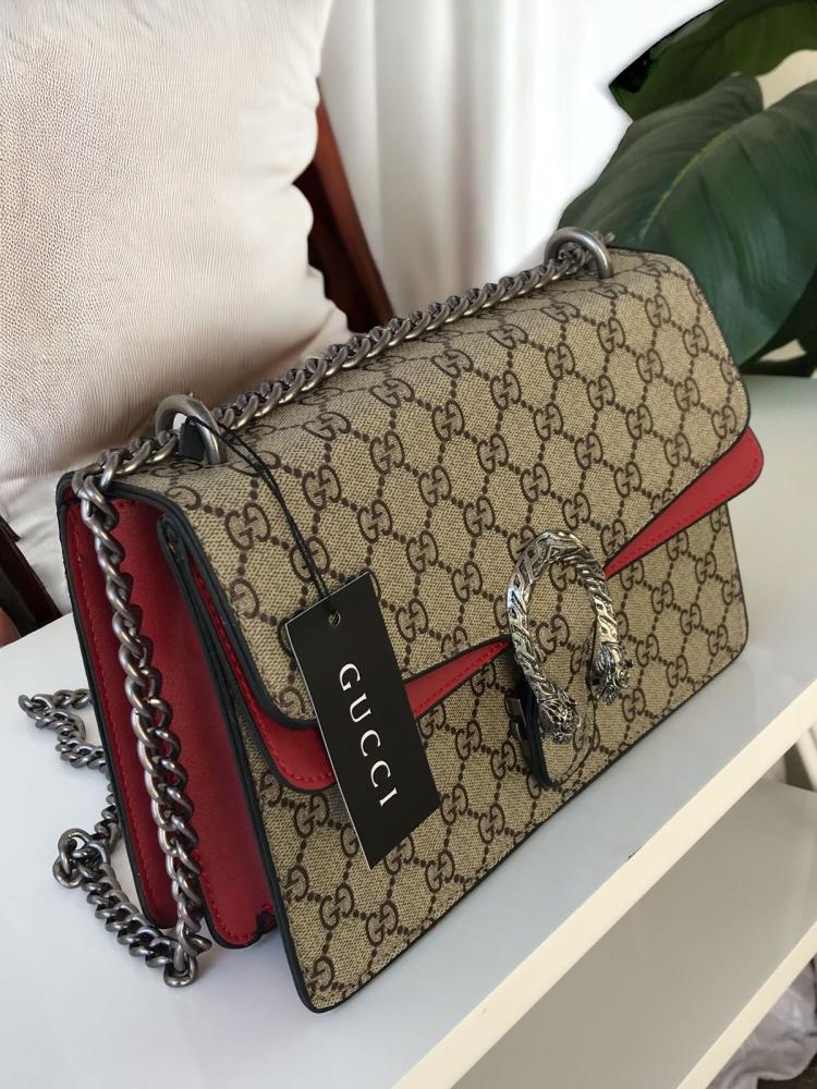 Gucci bag high quality with its accessories