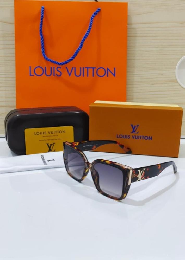 Louis Vuitton glasses, Master, complete with accessories