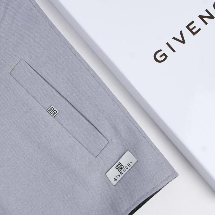 Sederir Givenchy fabric velvet