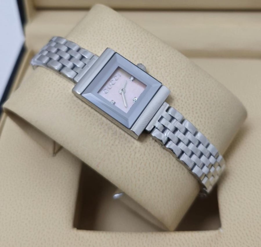 Gucci women's watch, high quality, first class