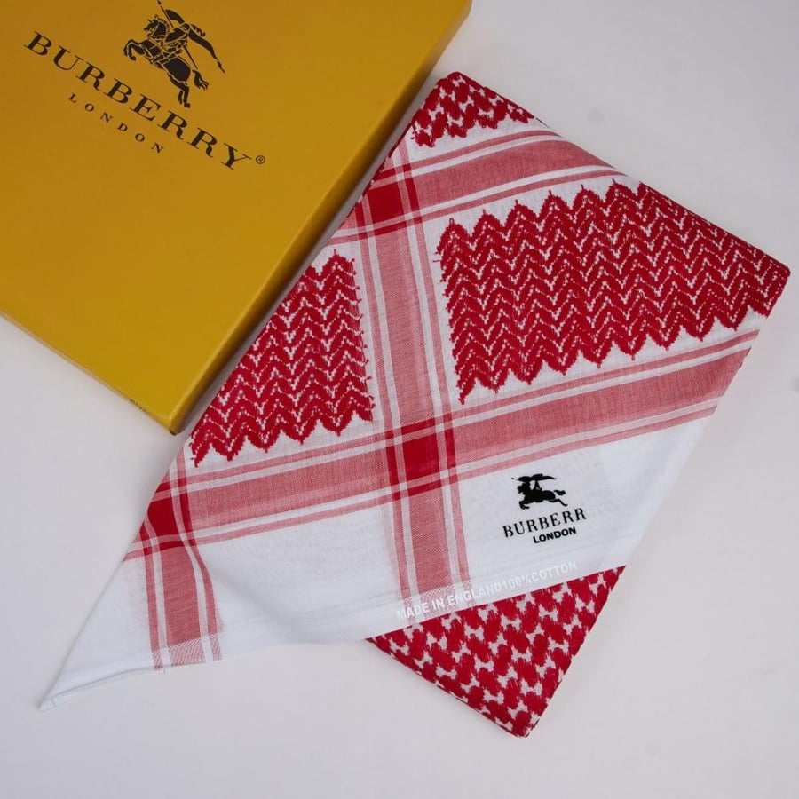 Burberry ghutra with the new design and its accessories