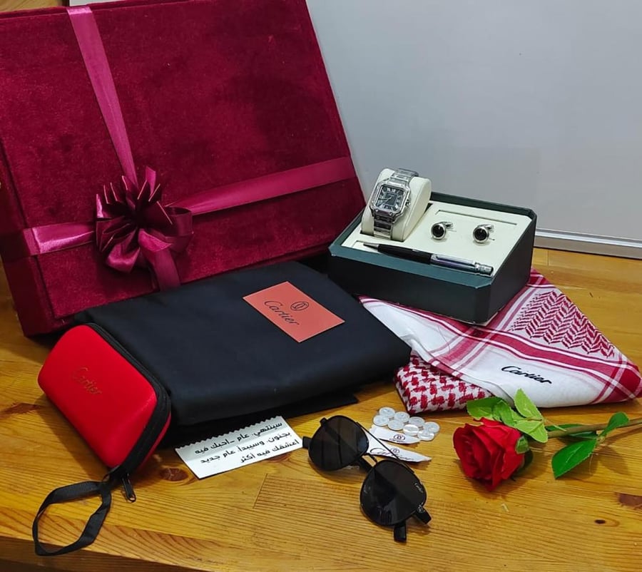 Men's fabric box with shemagh