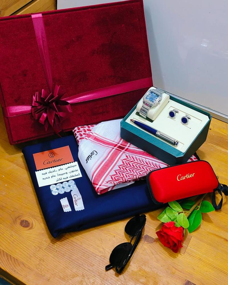Men's fabric box with shemagh