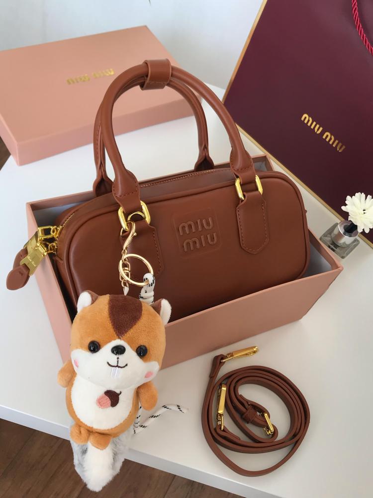Miu Miu bag, the gift, with the medal, with its accessories