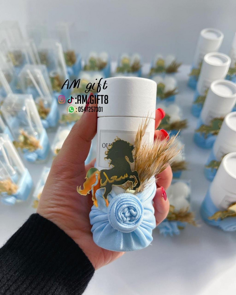 عطر ( تحديد اللون في الملاحظات)