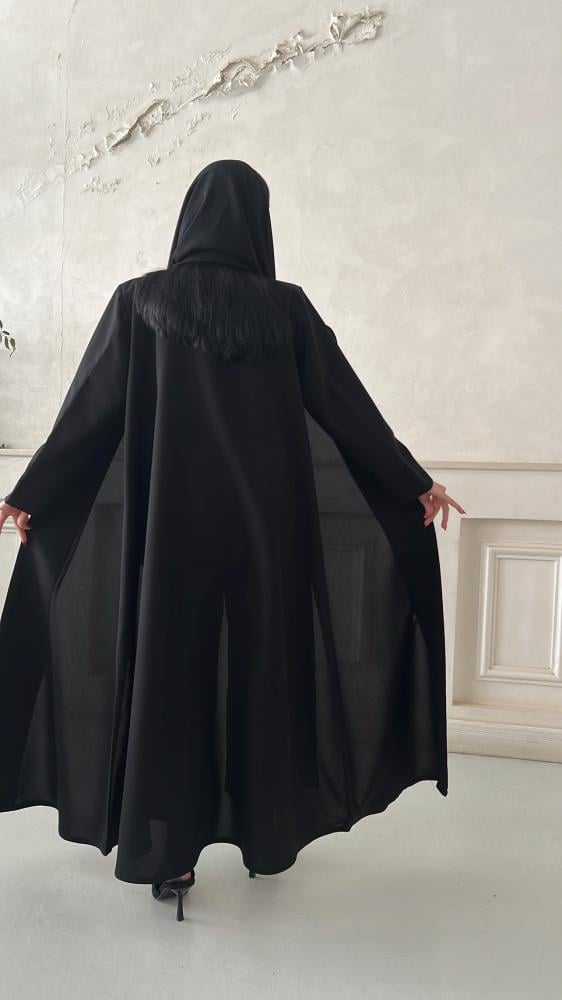 عباية سَمْراء