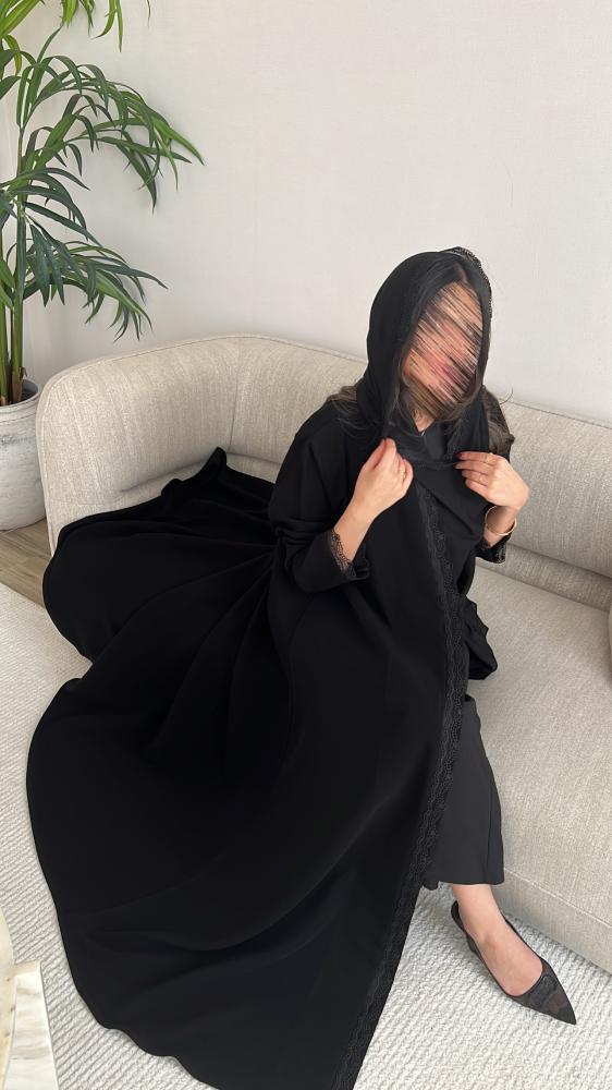عباية بيدَاء