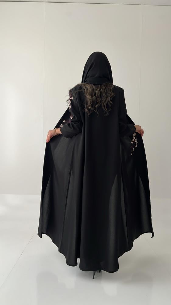 عباية غَزَل