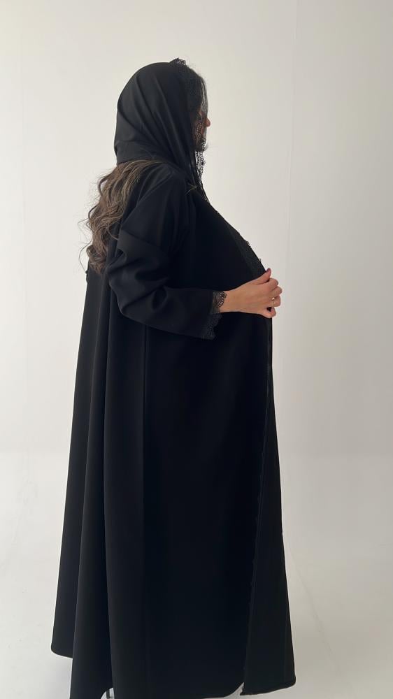 عباية بيدَاء
