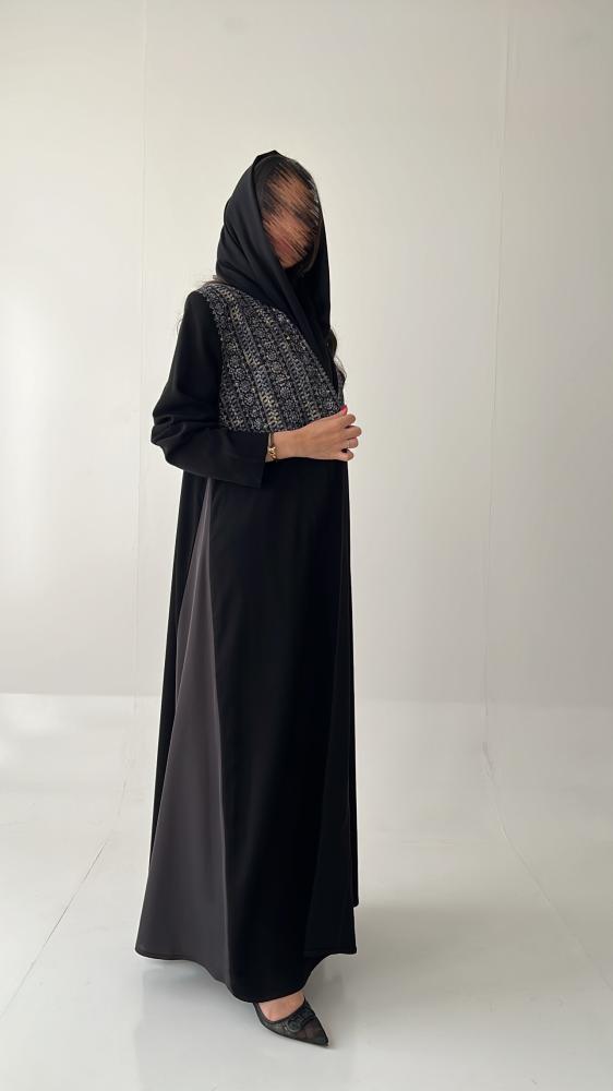 عباية فَلَك