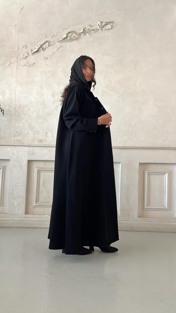 عباية دُهمَة