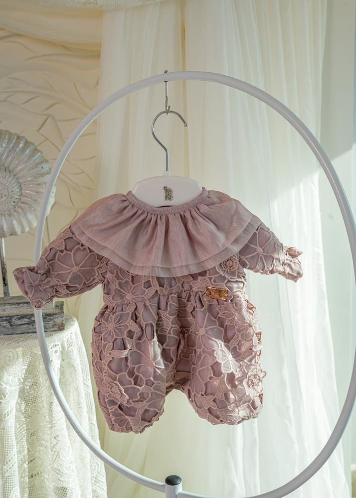 feminine overall