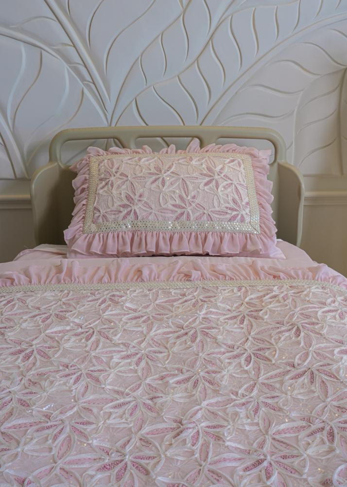 Pinky classic cover