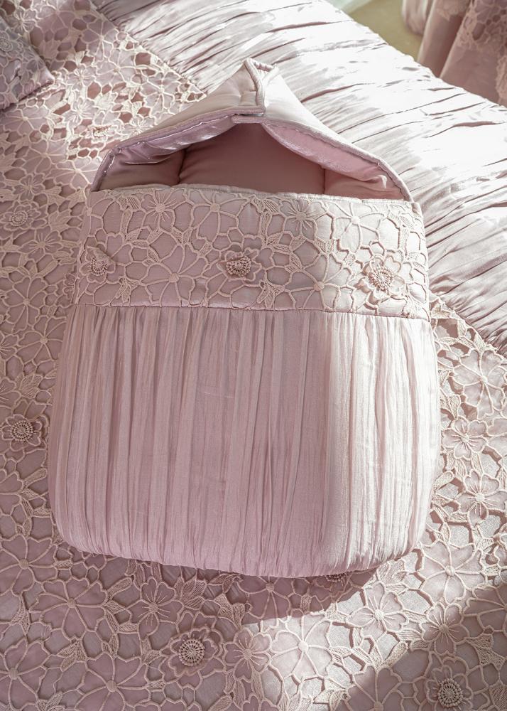 Feminine package