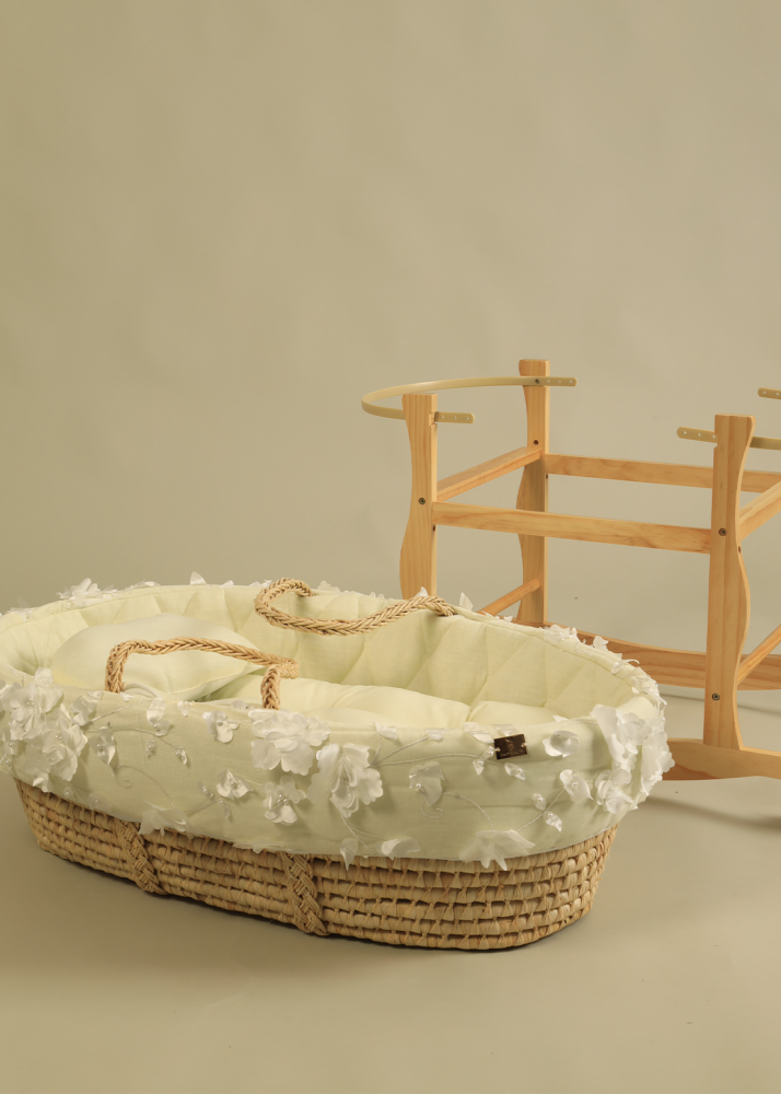 Luxury Moses Basket / yellow