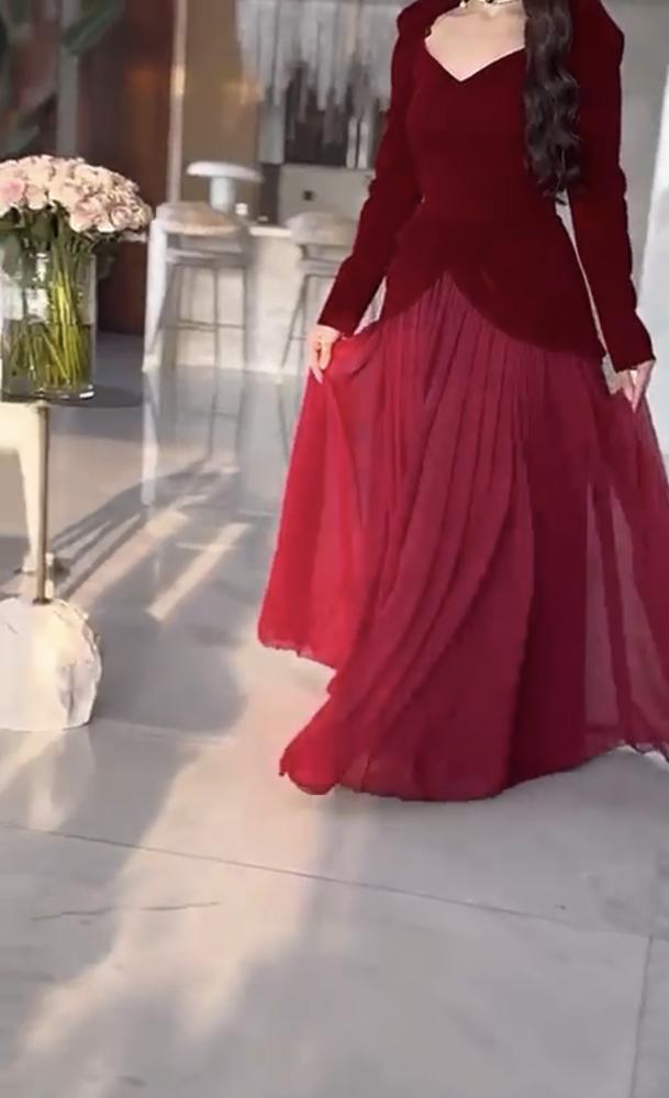 فستان مخمل