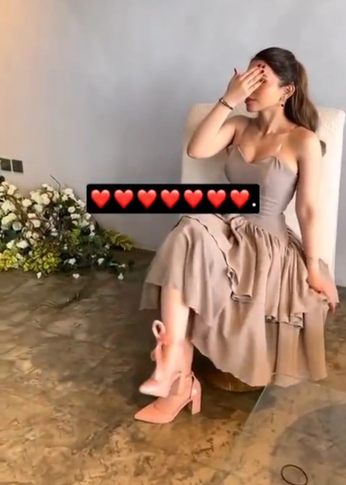 فستان العيد شيفون جوريت لون بيج
