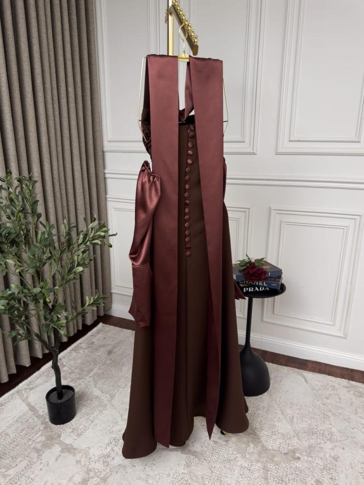 فستان باربي لون بني