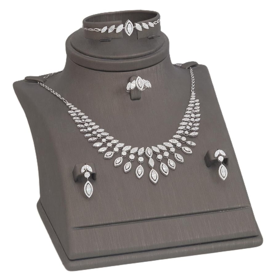 Classic white gold set