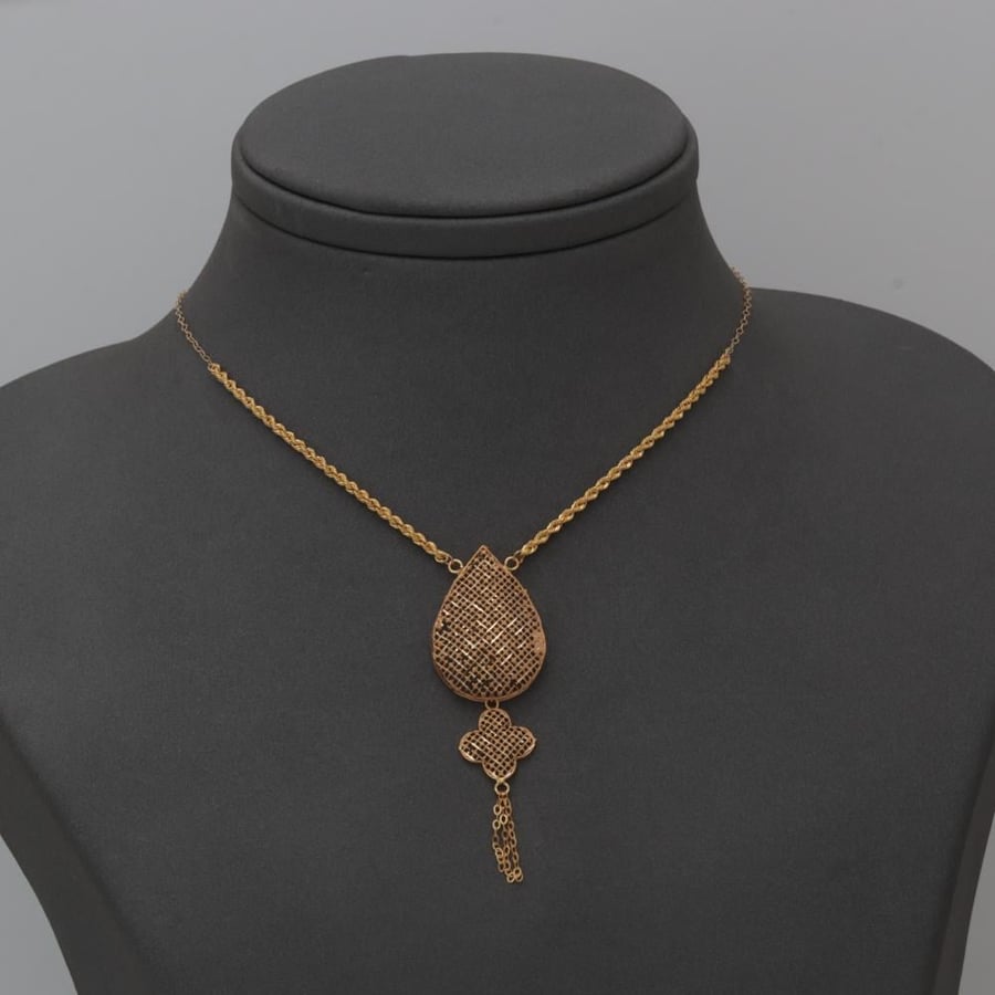 عقد ذهب ملفت عيار 21