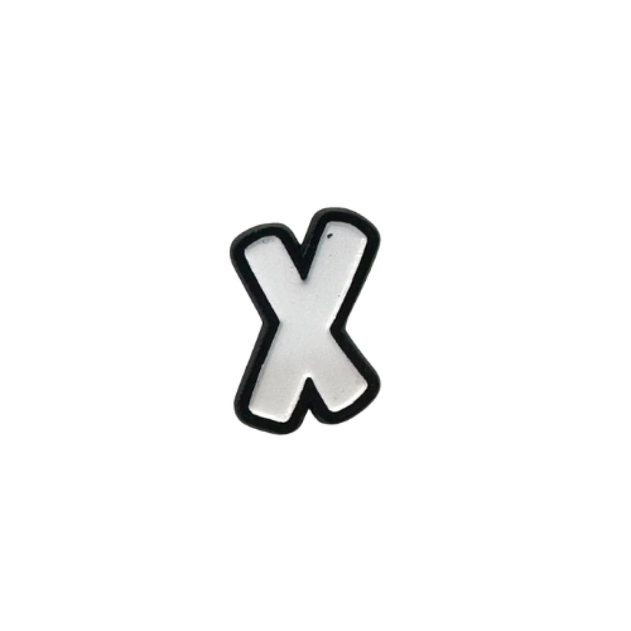 ملصق جوال معدني حرف X