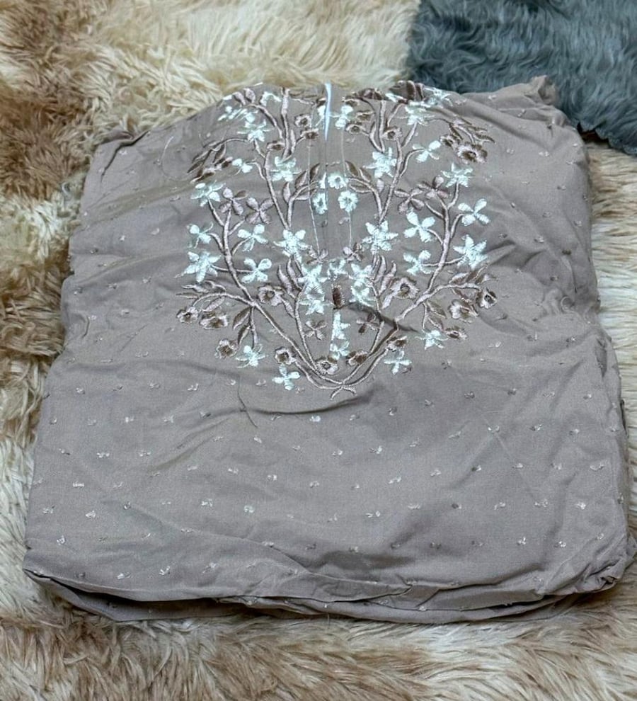 شرشف صلاه سحاب  منتش مطرز ساده كم فرنسي الطول 155cm
