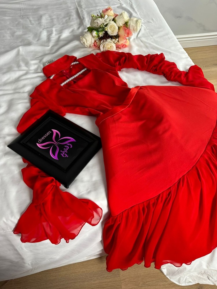 فستان اسود